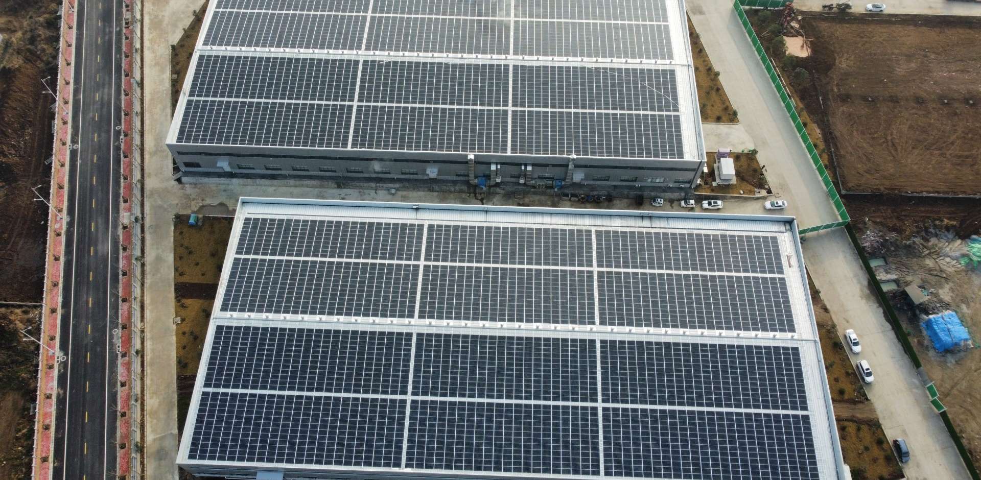 1920-2021年3月，，，，，，河南唐河县 中部食物城BIPV光伏项目，，，，，，装机量1.8MW，，，，，，年发电200万度，，，，，，知足45%用电需求.jpg